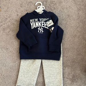 NWT New York Yankees Set